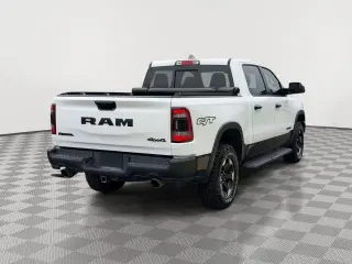 Ram 1500 2023 4x4 Rebel cabina ampliada de 4 puertas pickup con cama de 1,7 m