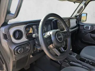 Jeep Wrangler 2024 4x4 Sport 4dr SUV
