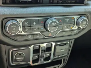 Jeep Wrangler 2024 4x4 Sport 4dr SUV