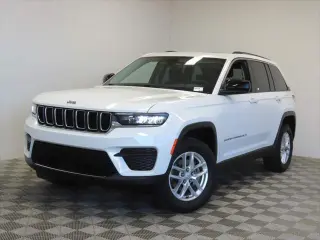 Jeep Grand Cherokee 2023 4x2 Laredo 4dr SUV
