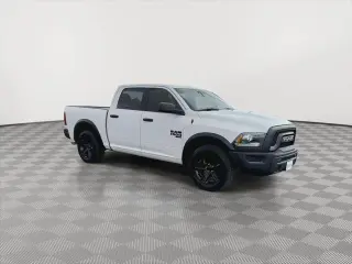 Ram 1500 Classic 2024 4x2 Warlock 4dr Crew Cab 5.5 ft. SB Pickup