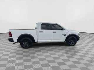 Ram 1500 Classic 2024 4x2 Warlock 4dr Crew Cab 5.5 ft. SB Pickup