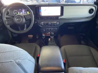Jeep Wrangler 2024 4x4 Willys 4xe 4p SUV