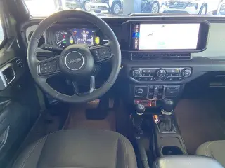 Jeep Wrangler 2024 4x4 Willys 4xe 4p SUV