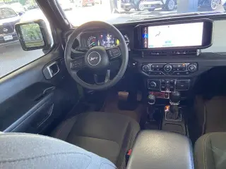 Jeep Wrangler 2024 4x4 Willys 4xe 4p SUV