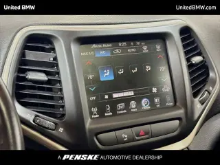Jeep Cherokee 2016 Latitude 75 Aniversario 4p SUV