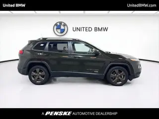 Jeep Cherokee 2016 Latitude 75 Aniversario 4p SUV