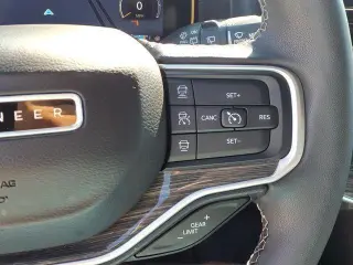 Jeep Wagoneer 2022 4x4 Serie III 4p SUV