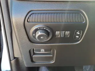 Jeep Wagoneer 2022 4x4 Serie III 4p SUV