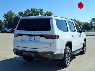 Jeep Wagoneer 2022 4x4 Serie III 4p SUV