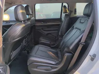 Jeep Grand Cherokee L 2023 4x2 Limited 4 puertas SUV