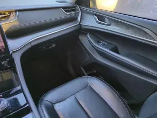 Jeep Grand Cherokee L 2023 4x2 Limited 4 puertas SUV