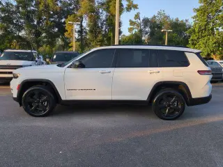 Jeep Grand Cherokee L 2023 4x2 Limited 4 puertas SUV