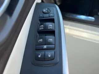 Jeep Cherokee 2017 4x4 Overland 4p SUV