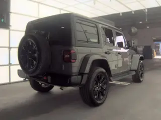 Jeep Wrangler Unlimited 2022 4x4 High Altitude 4xe 4p SUV