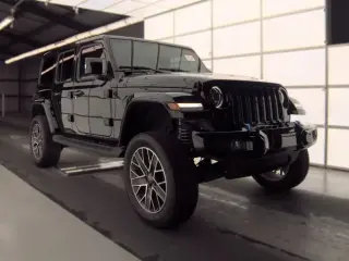 Jeep Wrangler 2023 4x4 Sahara 4xe SUV 4 puertas