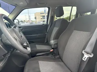 Jeep Patriot 2016 Sport 4p SUV