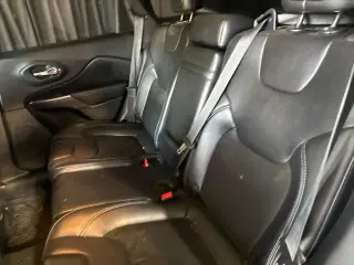 Jeep Cherokee 2019 Latitude Plus 4dr SUV