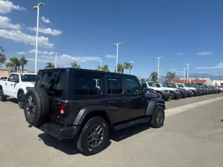 Jeep Wrangler 2025 4x4 Deportivo 4dr SUV