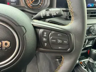 Jeep Wrangler 2025 4x4 Sport 4p SUV