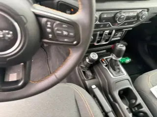 Jeep Wrangler 2025 4x4 Sport 4p SUV