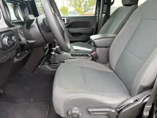 Jeep Wrangler 2025 4x4 Sport 4p SUV