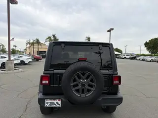 Jeep Wrangler 2025 4x4 Sport 4p SUV