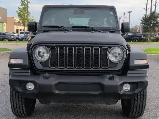 Jeep Wrangler 2024 4x4 Sport SUV 4 puertas