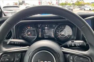 Jeep Wrangler 2025 4x4 Rubicon 4dr SUV