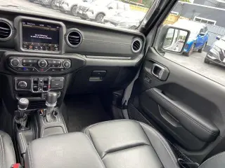 Jeep Wrangler 2023 4x4 Sahara 4xe SUV de 4 puertas