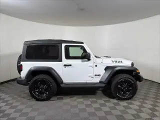 Jeep Wrangler 2021 4x4 Willys SUV de 2 puertas