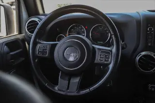 Jeep Wrangler Unlimited 2017 4x4 Sahara 4dr SUV