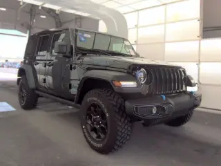 Jeep Wrangler 2023 4x4 Willys 4xe 4p SUV