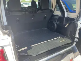 Jeep Wrangler Unlimited 2021 4x4 Sahara 4p SUV