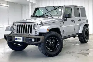 Jeep Wrangler Unlimited 2017 4x4 Sahara SUV de 4 puertas