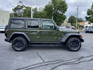 Jeep Wrangler 2023 4x4 Willys 4xe SUV de 4 puertas