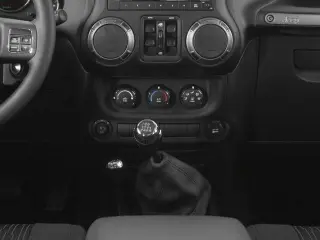 Jeep Wrangler Unlimited 2016 4x4 Sport 4p SUV