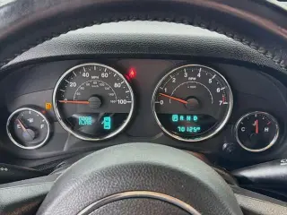 Jeep Wrangler JK Unlimited 2018 4x4 Sahara 4dr SUV