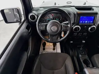 Jeep Wrangler JK Unlimited 2018 4x4 Sahara 4dr SUV
