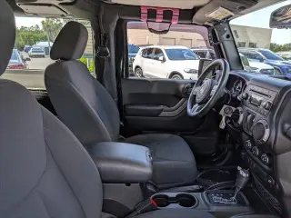 Jeep Wrangler 2017 4x4 Sport 2p SUV