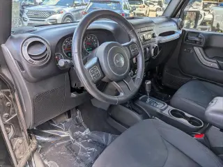 Jeep Wrangler 2017 4x4 Sport 2p SUV