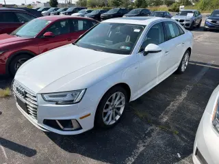 Audi A4 2019 AWD quattro Premium Plus 45 TFSI 4dr Sedán