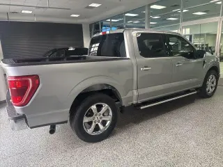 Ford F-150 2022 4x2 XL 4dr SuperCrew 5.5 ft. SB