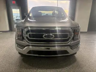 Ford F-150 2022 4x2 XL 4dr SuperCrew 5.5 ft. SB