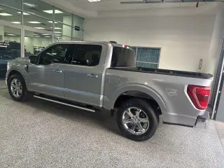 Ford F-150 2022 4x2 XL 4dr SuperCrew 5.5 ft. SB
