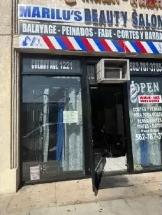 VENDO SALÓN DE BELLEZA