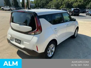 Crossover 4 puertas Kia Soul 2025 LX