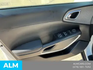 Crossover 4 puertas Kia Soul 2025 LX