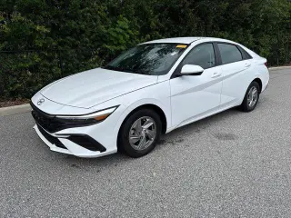 Hyundai ELANTRA 2025 SE 4dr Sedán