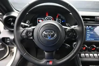 Toyota GR86 2024 Premium 2dr Coupé 6A